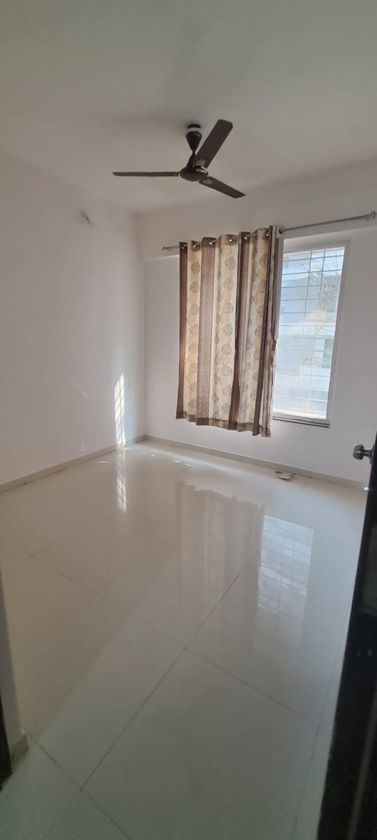 Room, mont-vert-oystera 2 Bedroom 750 Sq.Ft. Apartment In Wakad Pune 8026839