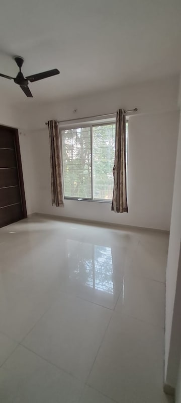 Room in 2 BHK Apartment at Mont Vert Oystera, Wakad – for Sale