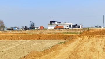 Commercial Land 150 Acre For Resale in Jewar Greater Noida  8026846