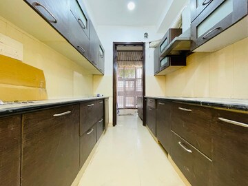Kitchen in 4 BHK Apartment at DLF Park Place, Sector 54 – for Sale