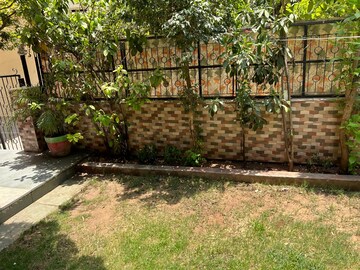 3 BHK Apartment – Garden View at Saket - for Rent