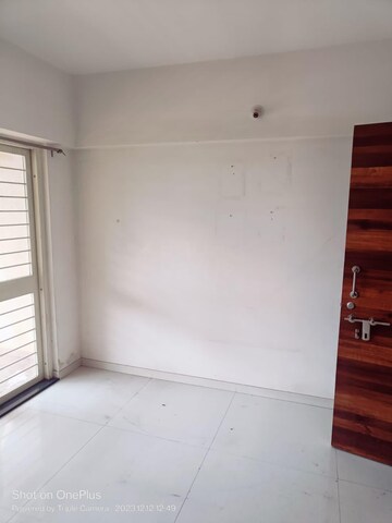 Room in 2 BHK Apartment at Vertical Oriana, Keshav Nagar – for Rent
