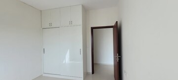 Room in 3.5 BHK Apartment at L&T Raintree Boulevard, Hebbal – for Rent