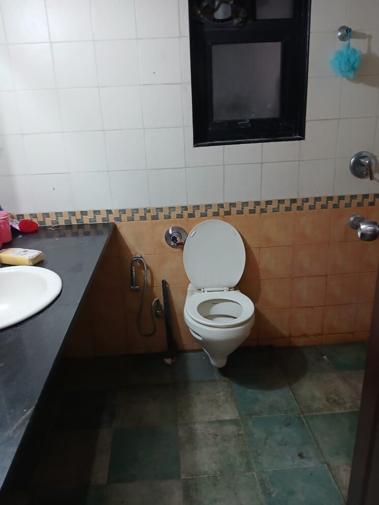 Bathroom, bramha-suncity 2 Bedroom 1086 Sq.Ft. Apartment In Wadgaon Sheri Pune 8027116