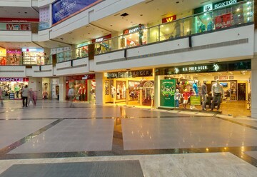  Shop For Sale in Mahagun Metro Mall, Vaishali Sector 3