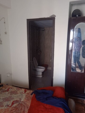 Bedroom in 3 BHK Apartment at Sector 75 – for Rent