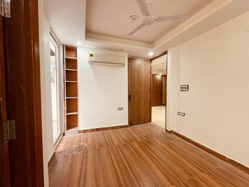 Room in 1 BHK Builder Floor at Saket – for Rent