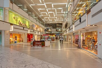  Shop For Sale in Mahagun Metro Mall, Vaishali Sector 3