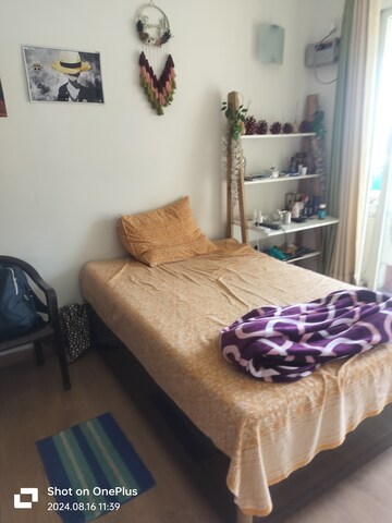 Living Room in 3.5 BHK Builder Floor at SS Almeria, Sector 84 – for Rent
