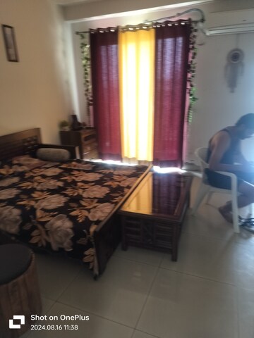 Living Room in 3.5 BHK Builder Floor at SS Almeria, Sector 84 – for Rent