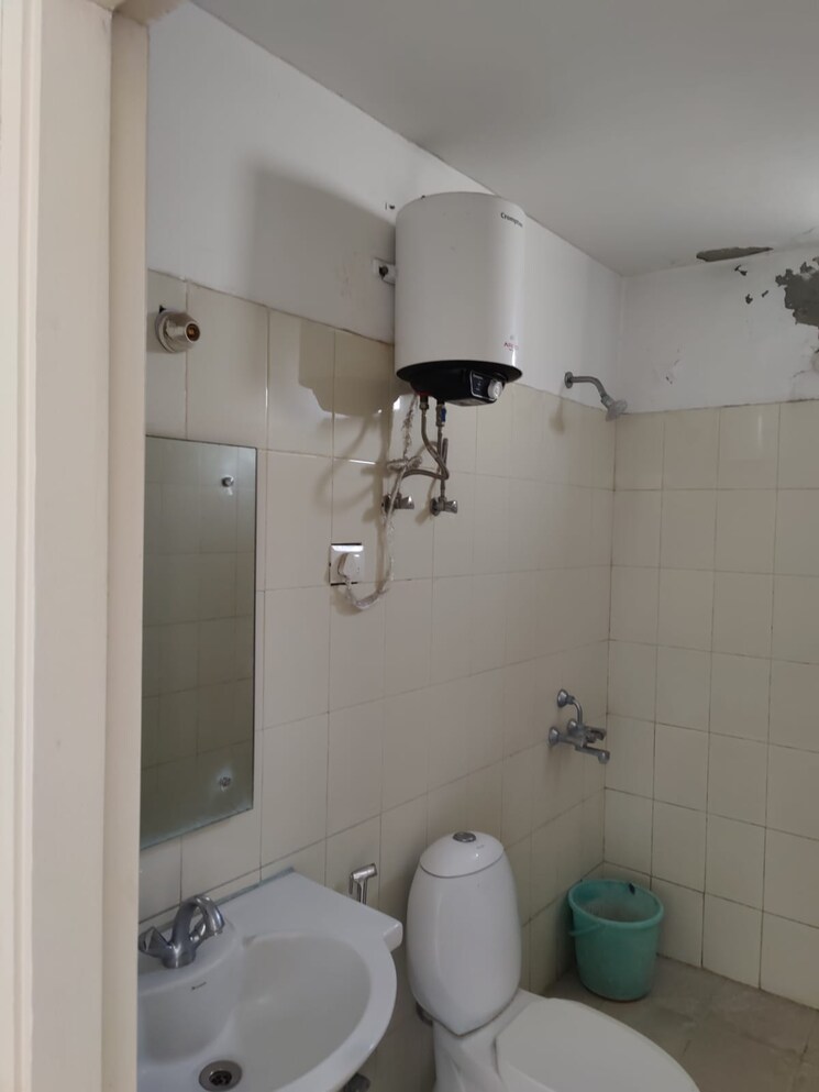 Bathroom, ss-the-coralwood 3 Bedroom 1890 Sq.Ft. Apartment In Sector 84 Gurgaon 8027232