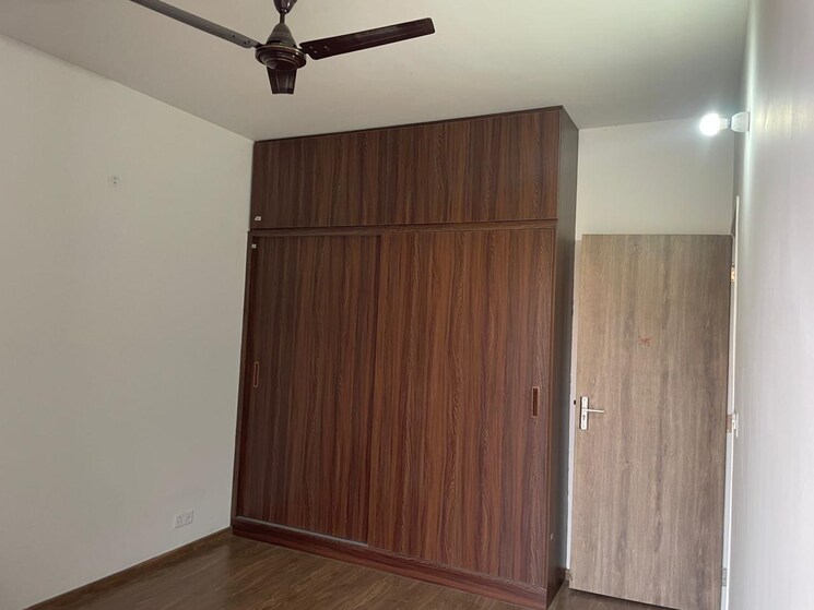 Room, dlf-the-primus 3 Bedroom 1799 Sq.Ft. Apartment In Sector 82a Gurgaon 8027240