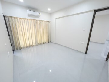 Bedroom in 3 BHK Apartment at Chembur – for Rent