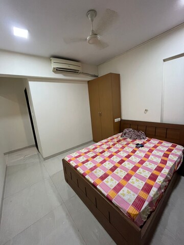 Bedroom in 3 BHK Apartment at Chembur – for Rent