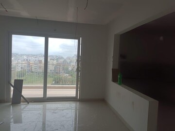 Room in 3 BHK Apartment at INDIS Viva City, Kondapur – for Rent