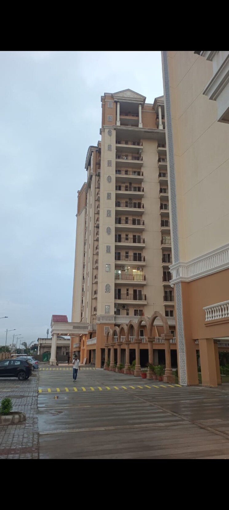 Exterior View, tejas-greenberry-signatures 2.5 Bedroom 1036 Sq.Ft. Apartment In Vrindavan Yojna Lucknow 8027400