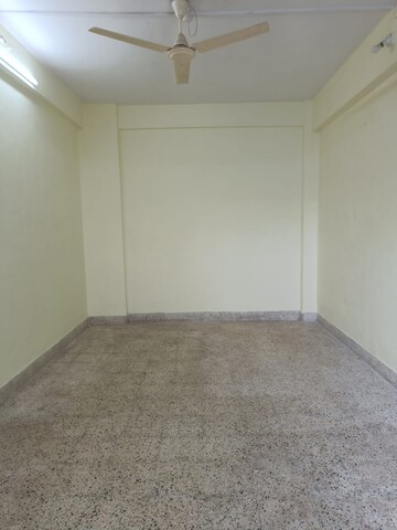 Room in 2 BHK Apartment at Powai Cosmopolitan CHS, Powai – for Rent