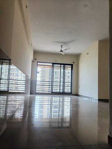 Room in 3 BHK Apartment at DB Orchid Suburbia, Kandivali West – for Rent