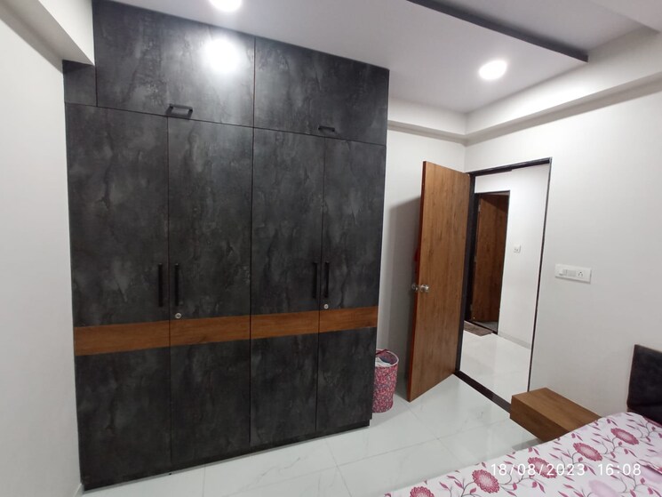Room, adajan 3 Bedroom 1845 Sq.Ft. Apartment In Adajan Surat 8027441