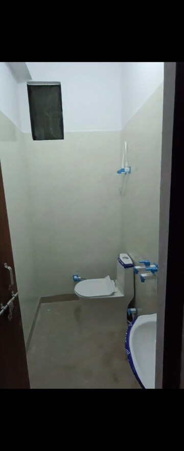 Bathroom in 1 BHK Builder Floor at GDA Flats, Indirapuram Shakti Khand 1 – for Rent