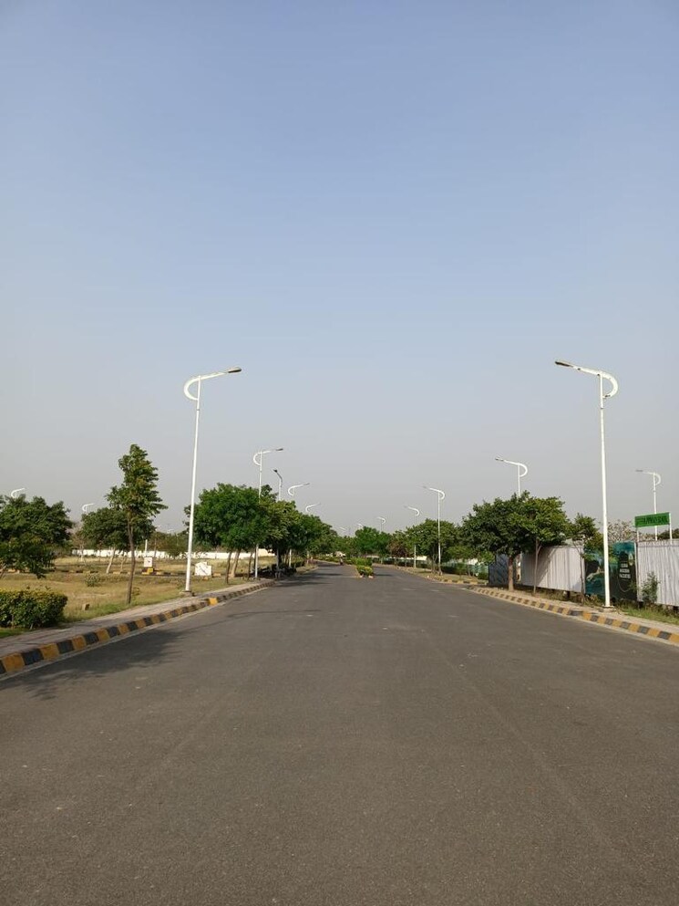 Exterior View, noida central  250 Sq.Yd. Plot In Noida Central Noida 8027495