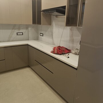 Kitchen in 3 BHK Builder Floor at Sector 46 – for Rent