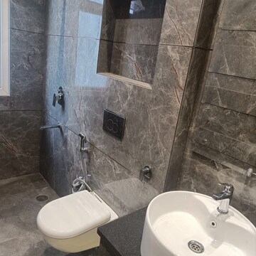 Bathroom in 3 BHK Builder Floor at Sector 46 – for Rent