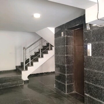  4 BHK Builder Floor at DLF Pink Town House, Dlf City Phase 3 – for Rent