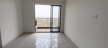 Room in 2 BHK Apartment at Runwal Gardens, Dombivli East – for Rent