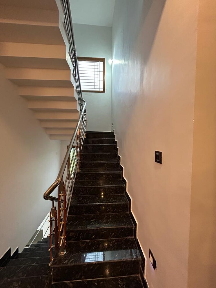 undefined, whitefield 4 Bedroom 2400 Sq.Ft. Independent House In Whitefield Bangalore 8027631