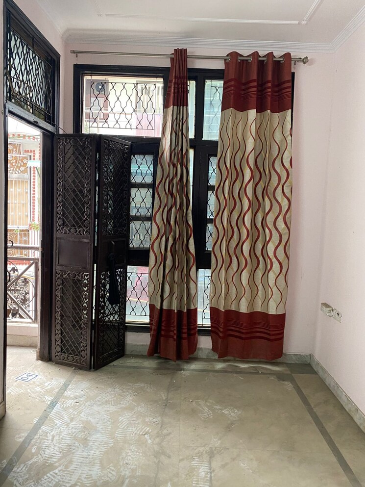 Living Room, paschim vihar 2 Bedroom 900 Sq.Ft. Builder Floor In Paschim Vihar Delhi 8027610
