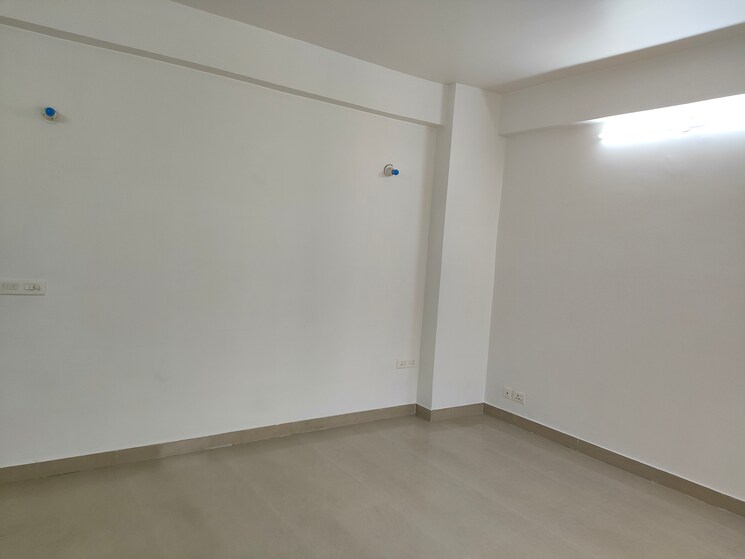 Room, tulip-ivory 4 Bedroom 2400 Sq.Ft. Apartment In Sector 70 Gurgaon 8027656