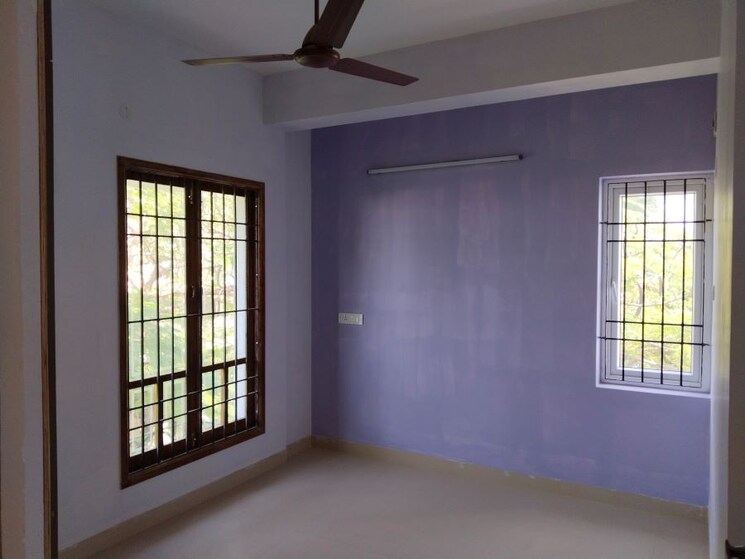Room, velachery 3 Bedroom 1050 Sq.Ft. Apartment In Velachery Chennai 8027636