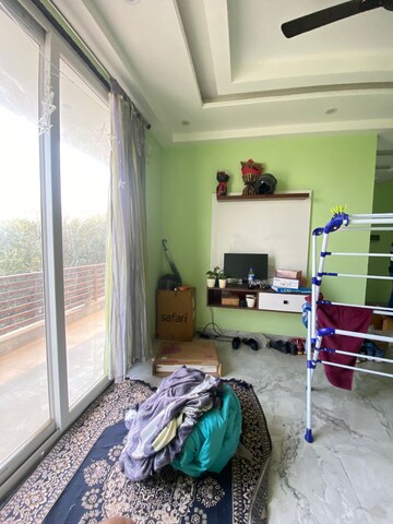 Parking in 2 BHK Builder Floor at Ansal Plaza Sector-23, Sector 23 – for Rent