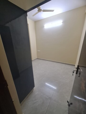 Room in 1 BHK Builder Floor at Hsr Layout – for Rent