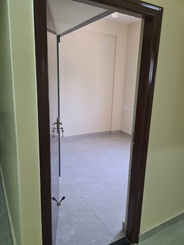 Building Lobby in 1 BHK Builder Floor at Hsr Layout – for Rent
