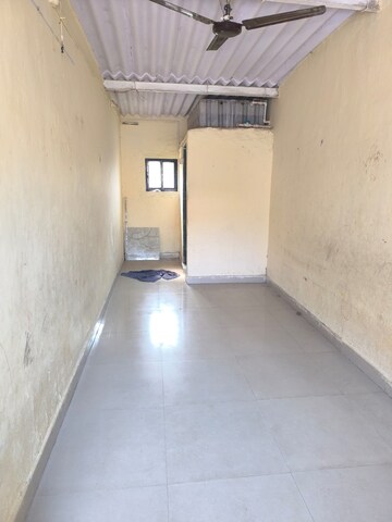 Room in 3.5 BHK Independent House at Ulhasnagar – for Rent