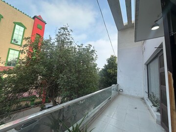 Balcony in 3 BHK Builder Floor at Sector 40 – for Sale