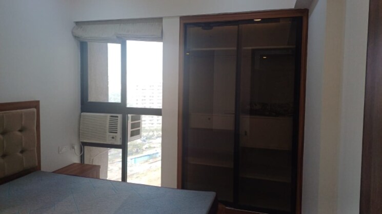 Bedroom, lodha-crown-kolshet 1 Bedroom 318 Sq.Ft. Apartment In Kolshet Road Thane 8027807