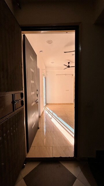 Kitchen in 2.5 BHK Apartment at Nimbus Express Park View - II, Chi V Greater Noida – for Sale