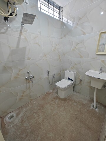 Bathroom in 1 BHK Builder Floor at Hsr Layout – for Rent