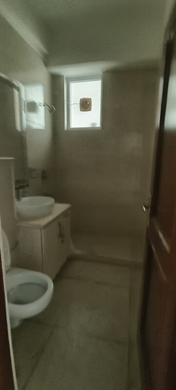 Bathroom in 3 BHK Apartment at SS Almeria, Sector 84 – for Rent