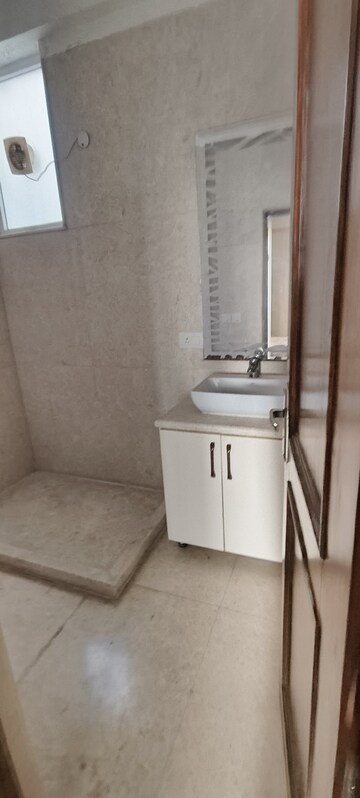 Bathroom in 3 BHK Apartment at SS Almeria, Sector 84 – for Rent