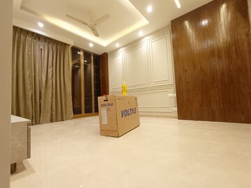  4 BHK Builder Floor at Malibu Town – for Rent