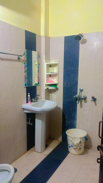 Bathroom in 2 BHK Independent House at Gomti Nagar – for Rent
