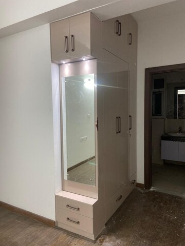 Bathroom in 4 BHK Apartment at ATS Le Grandiose, Sector 150 – for Rent