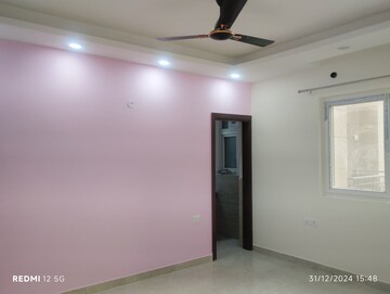 Room in 4 BHK Apartment at ATS Le Grandiose, Sector 150 – for Rent