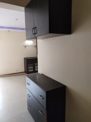 Furnished Amenities in 3 BHK Apartment at Shiv Sai Ozone Park, Sector 86 – for Rent