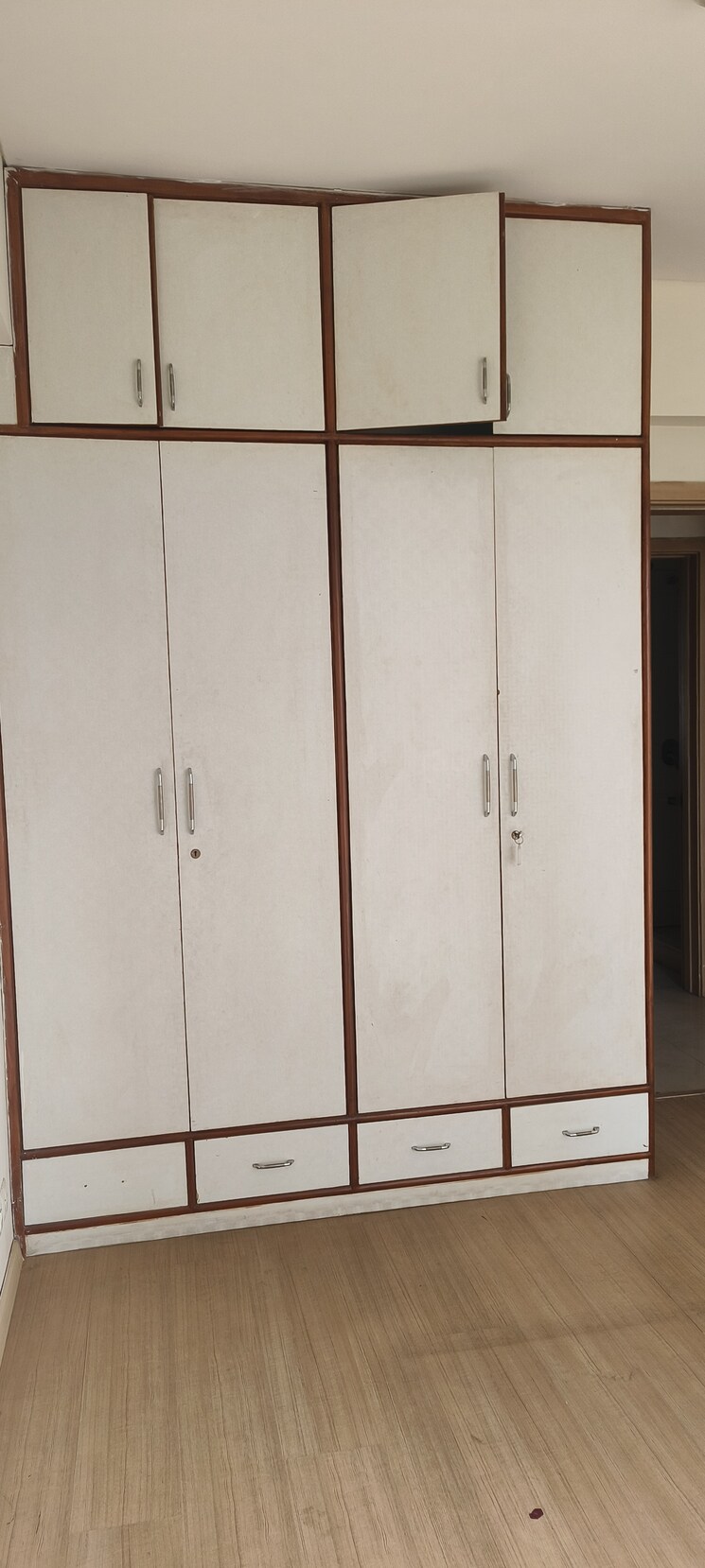 undefined, dlf-new-town-heights-ii 3.5 Bedroom 1930 Sq.Ft. Apartment In Sector 86 Gurgaon 8027878