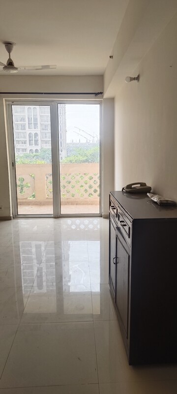 Room in 3.5 BHK Apartment at DLF New Town Heights II, Sector 86 – for Rent